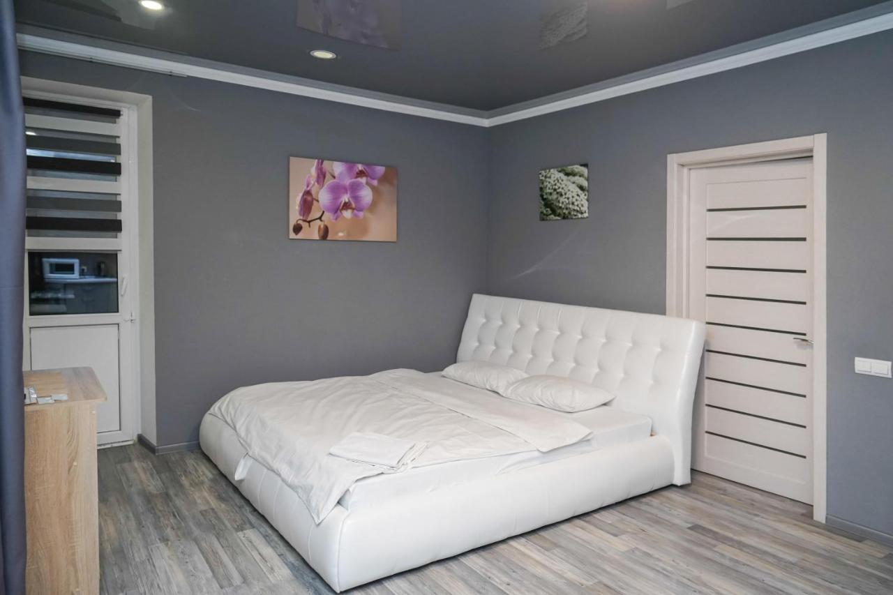 Cozy Apartment In A New Building Close To The Downtown 基輔 外观 照片